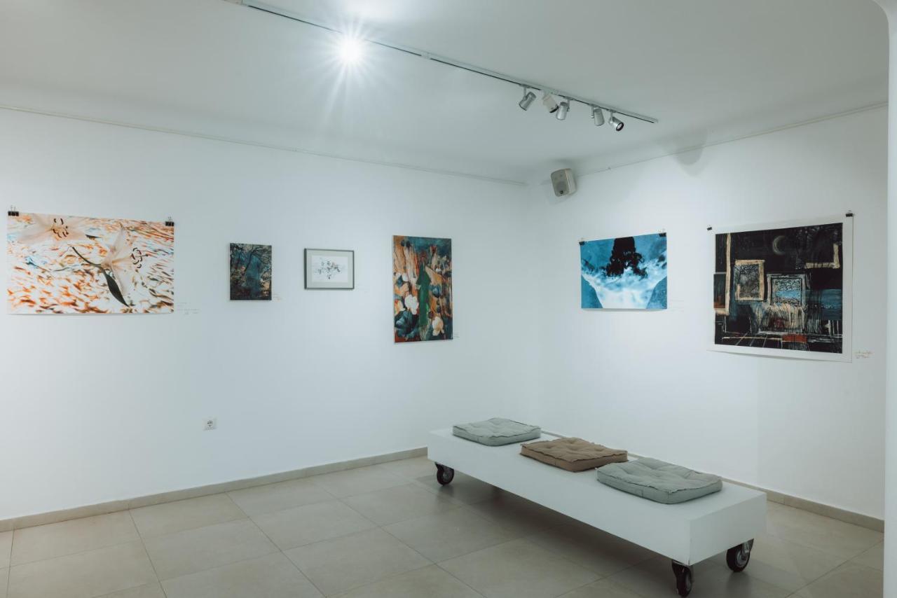 Art Hotel Santorini (Adults Only) Pýrgos Dış mekan fotoğraf