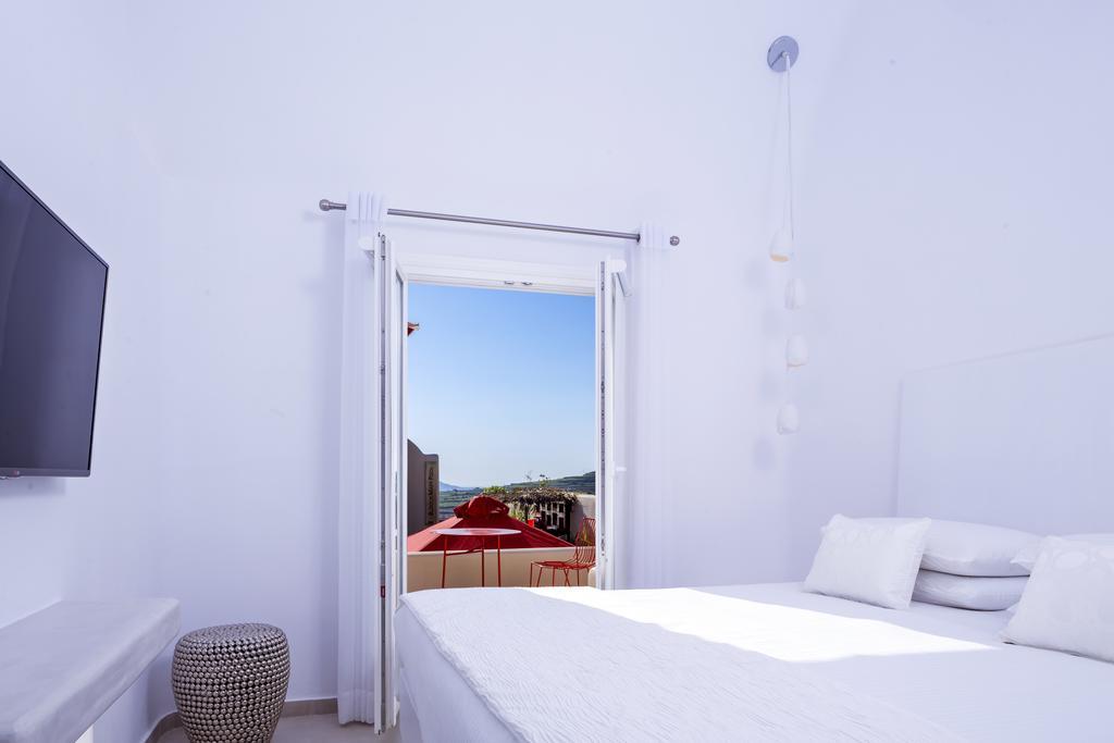Art Hotel Santorini (Adults Only) Pýrgos Oda fotoğraf